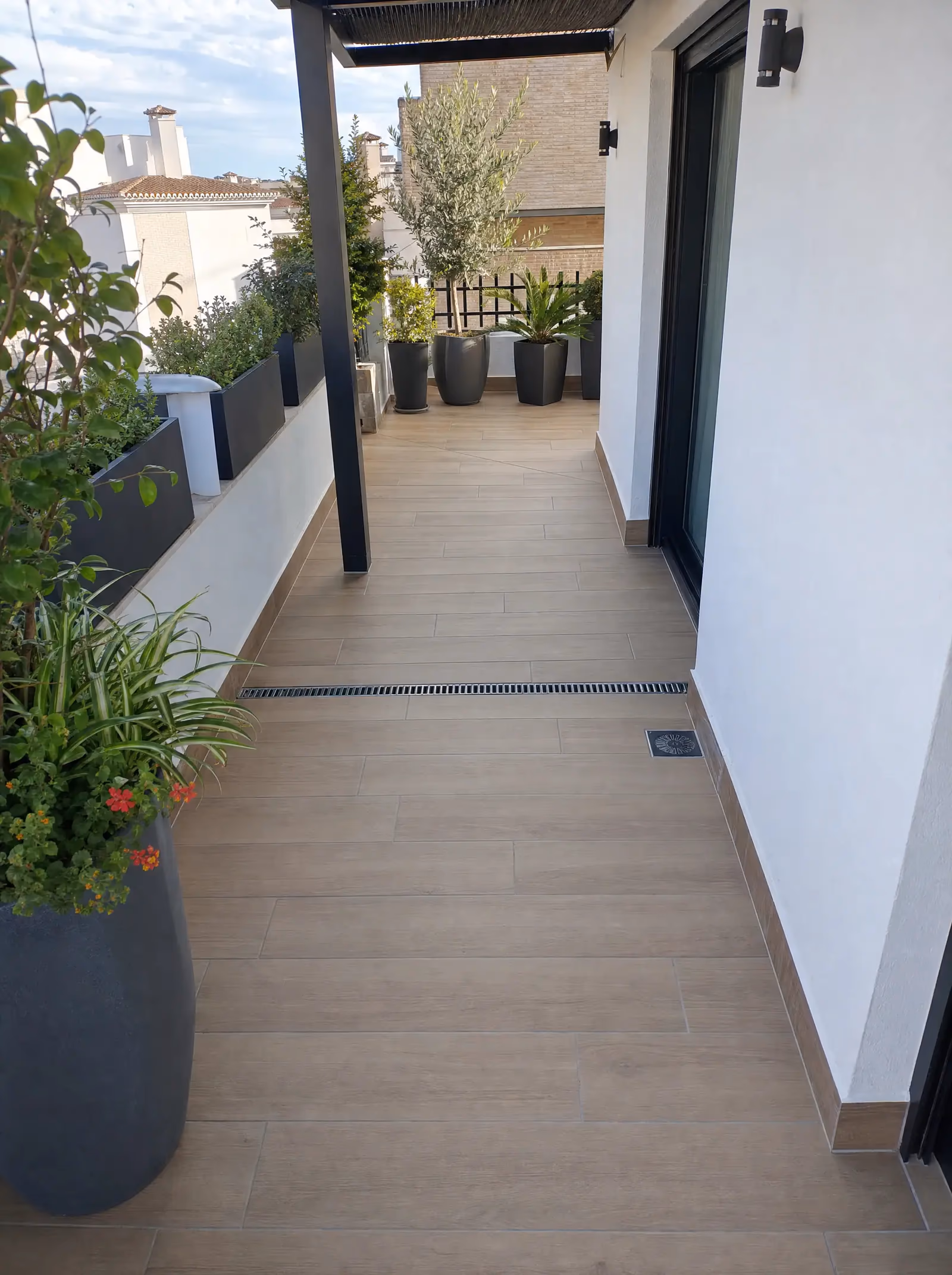 Waterproofing & damp proofing — Ecoinnova renovation in Gran Canaria